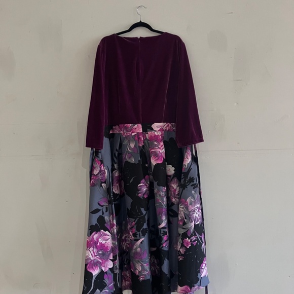 Midnight velvet, dark purple floral dress - Picture 8 of 12